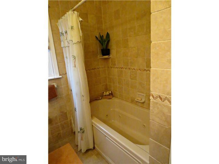 1263 Fleetwood Road Rydal, PA 19046 - Photo 20 of 24 Bathroom