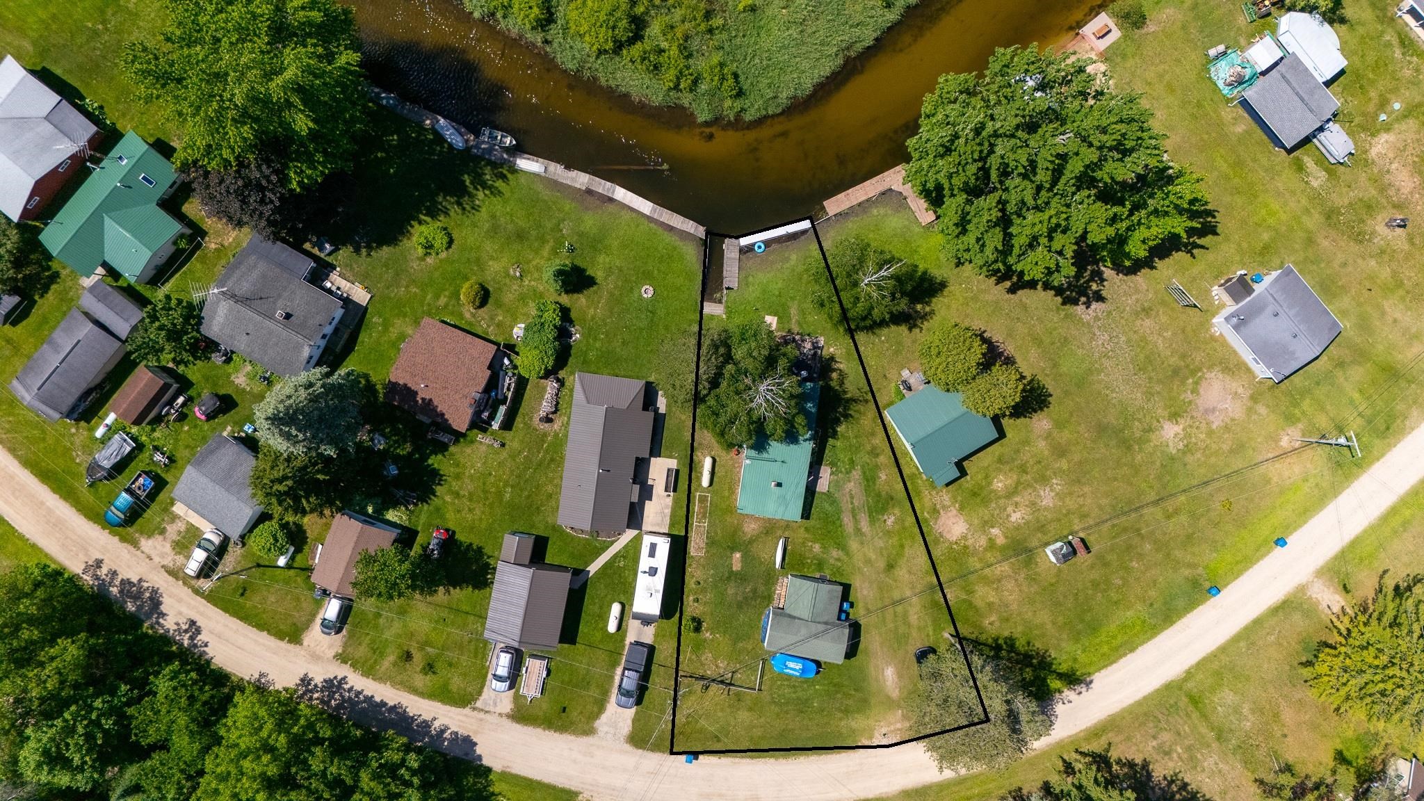 9312 Elizabeth Road Houghton Lake, MI 48629 - Photo 7 of 27
