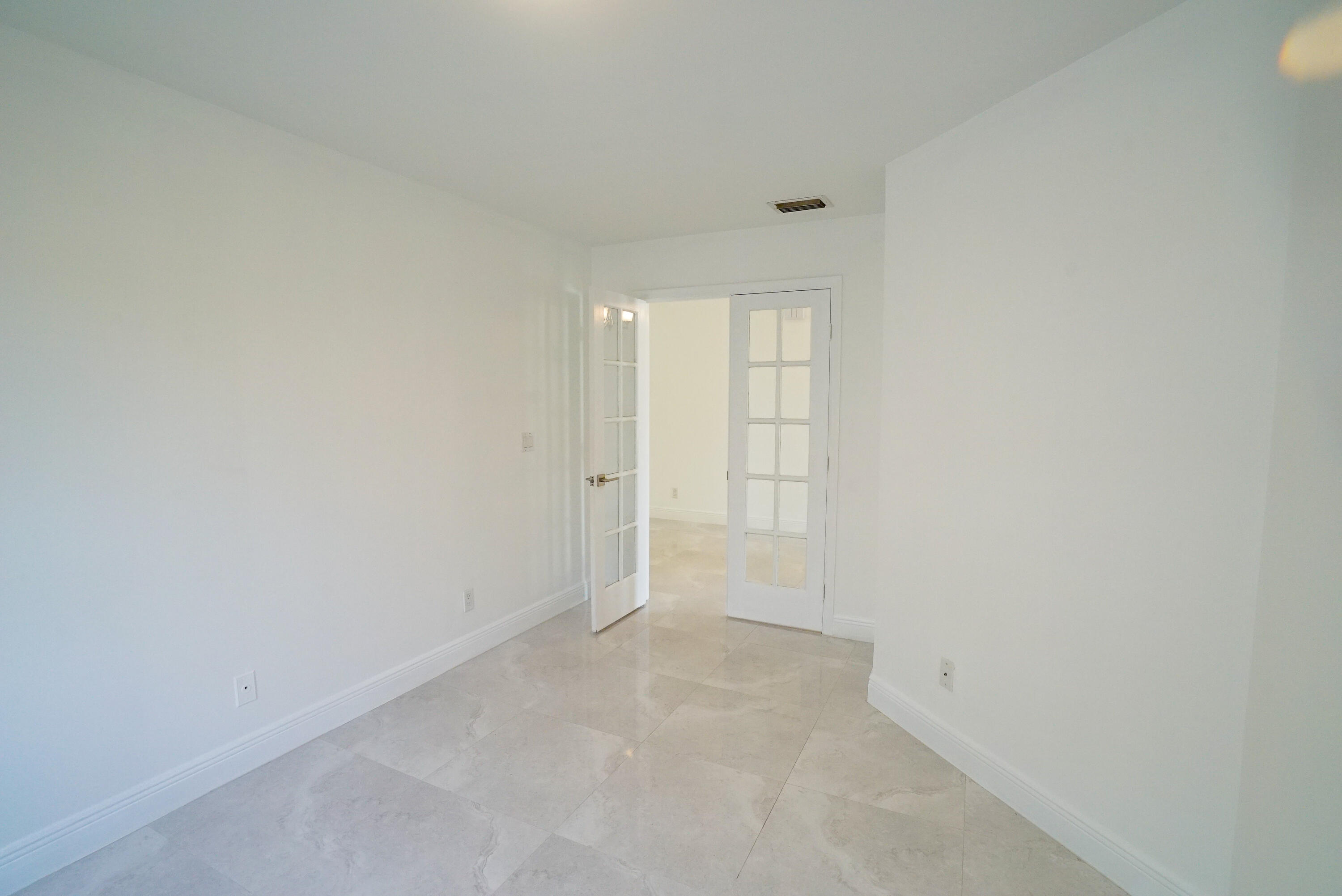 10580 Pebble Cove Lane Boca Raton, FL 33498 - Photo 20 of 27 3rd Bedroom