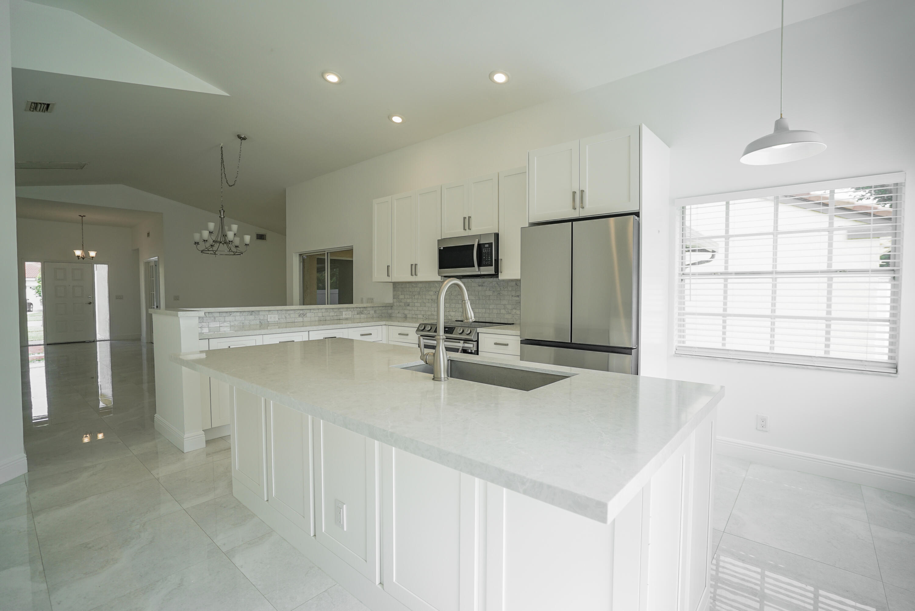 10580 Pebble Cove Lane Boca Raton, FL 33498 - Photo 8 of 27 DSC06413-HDR-2