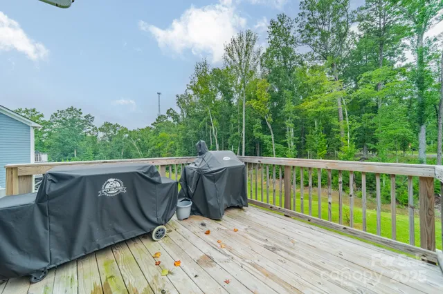 a view of yard with outdoor seating