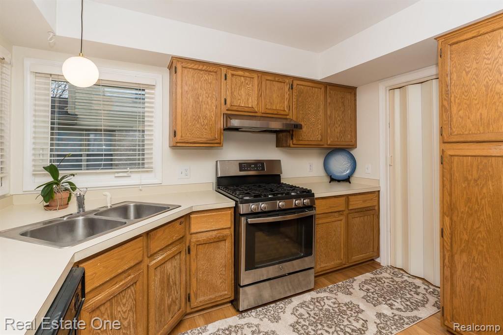3151 Primrose Drive Rochester Hills, MI 48307 - Photo 19 of 48