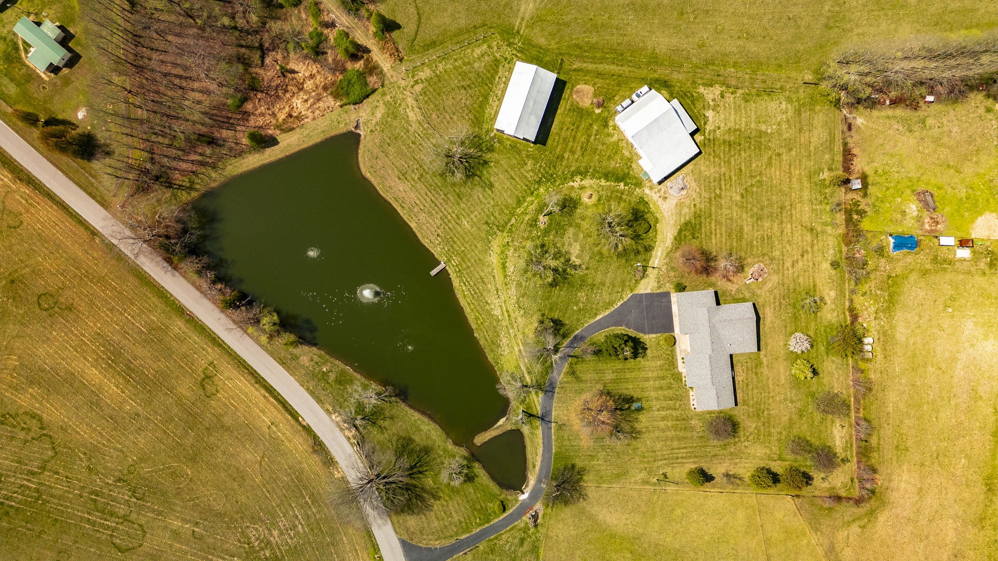 395 Whitson Road Bethpage, TN 37022 - Photo 15 of 100