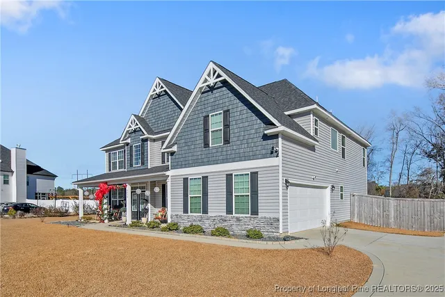 $599,999 | 6238 Shannon Wds Way, Hope Mills, NC 28348