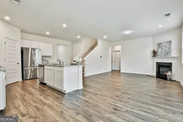 $2,595 | 166 Woodbrook Trail, Newnan, GA 30265