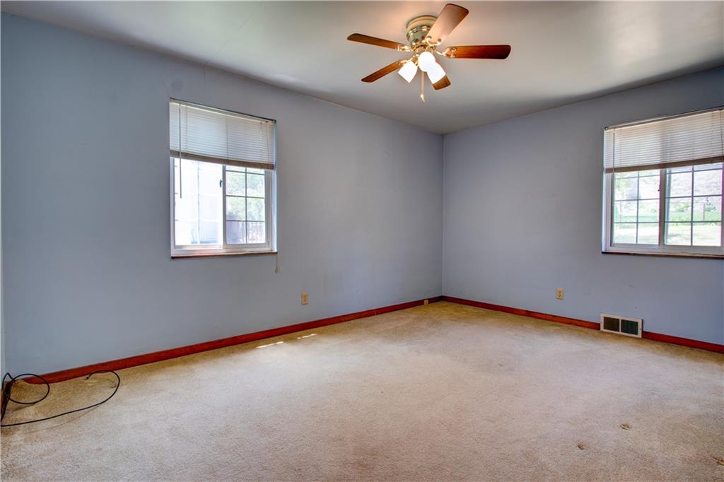 205 Park Road Carnegie, PA 15106 - Photo 10 of 21 Gallery Image 10