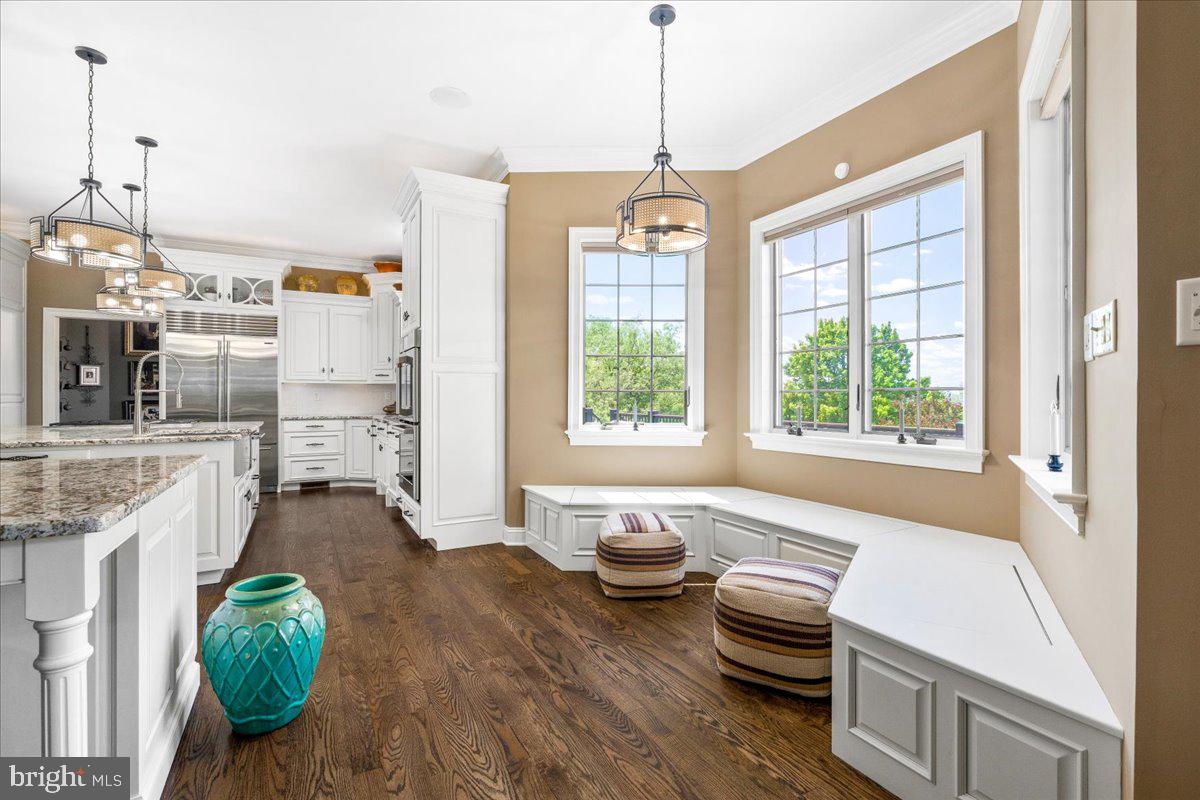 12565 Stone Crest Circle Waynesboro, PA 17268 - Photo 26 of 145 Kitchen window seats w/ storage