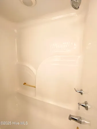 $2,550 | 147 Crooked Gulley Circle, Unit 3A, Sunset Beach, NC 28468