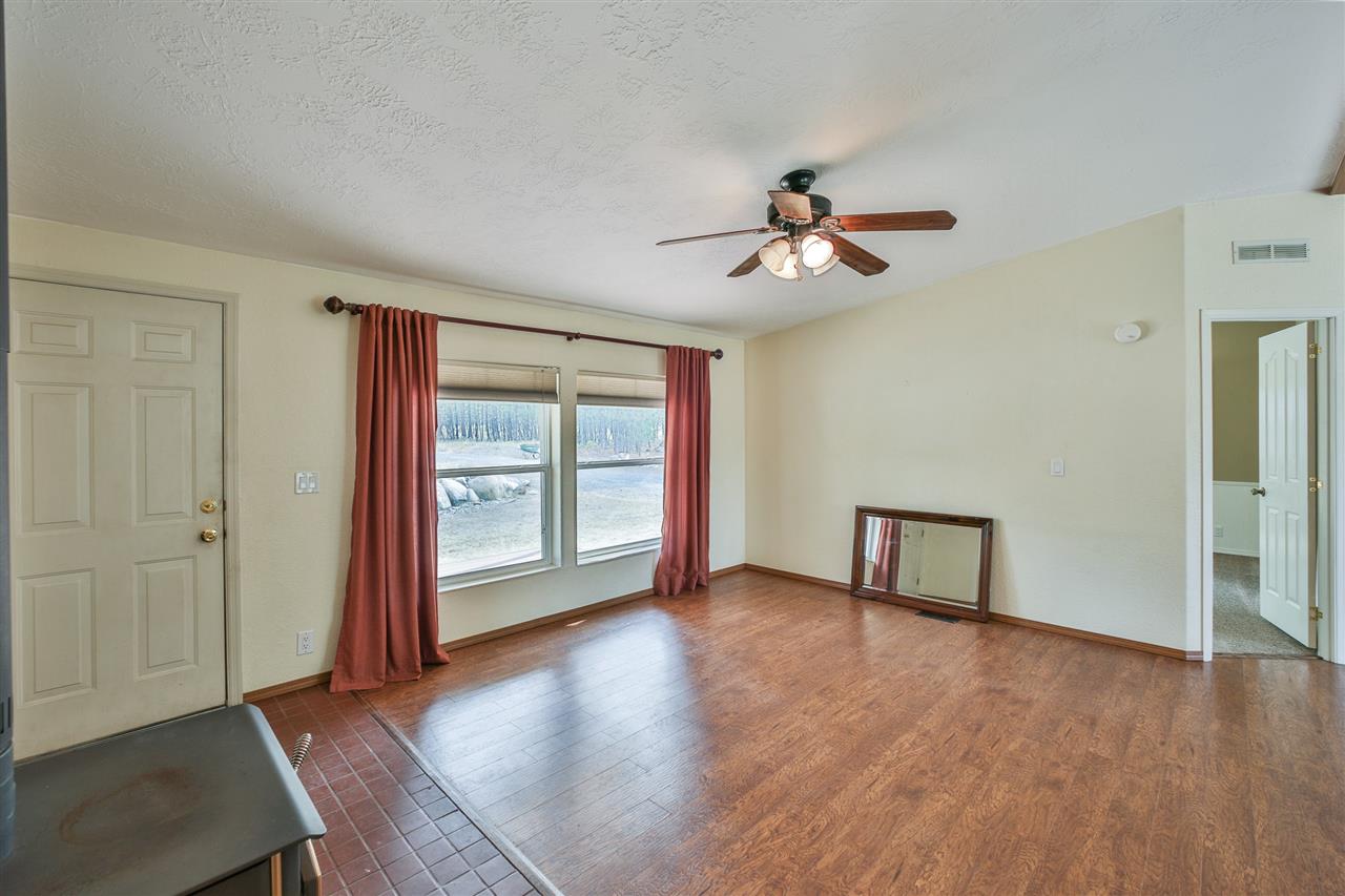 3108 East Oregon Road Elk, WA 99009 - Photo 3 of 20