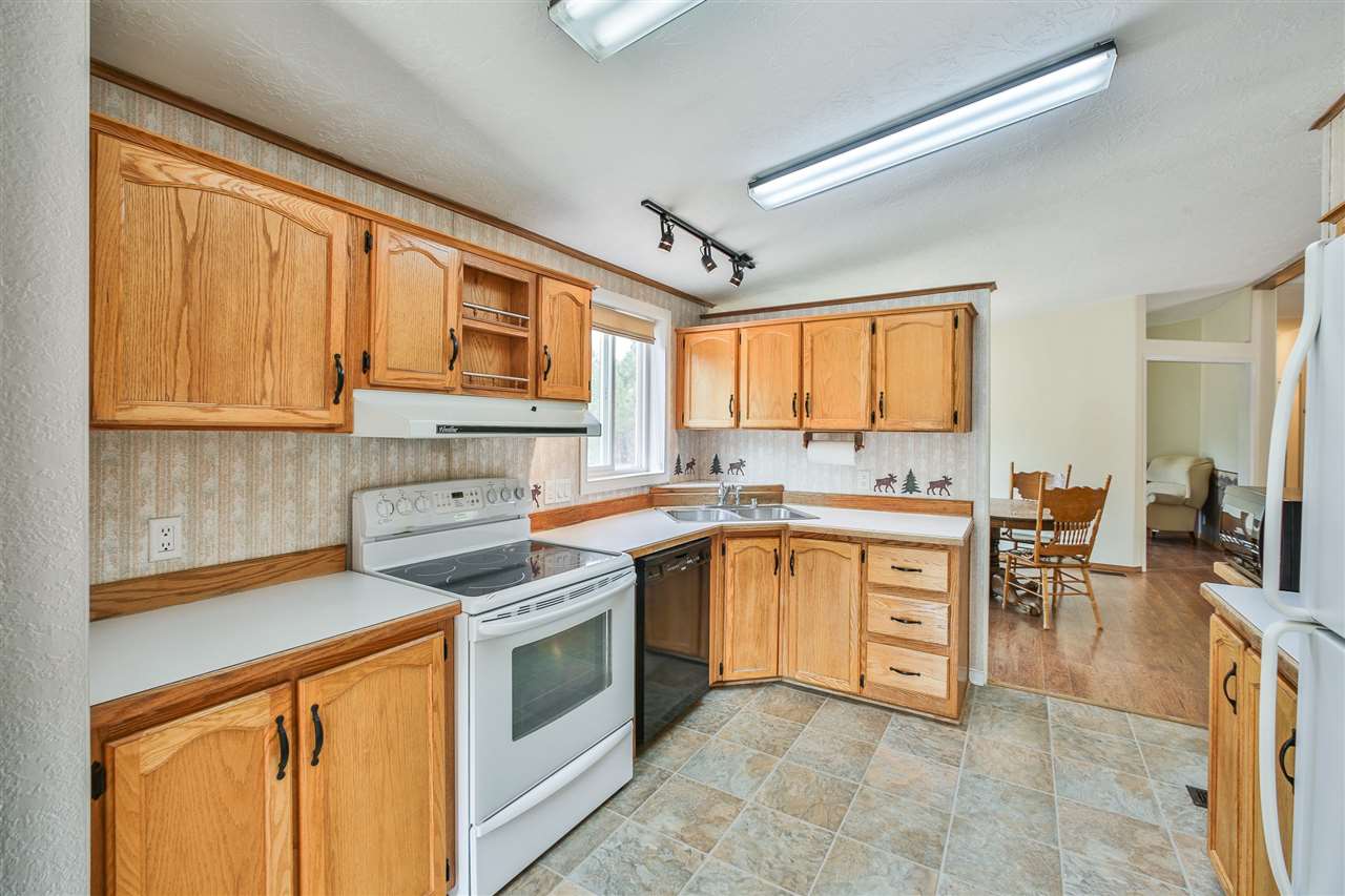 3108 East Oregon Road Elk, WA 99009 - Photo 8 of 20