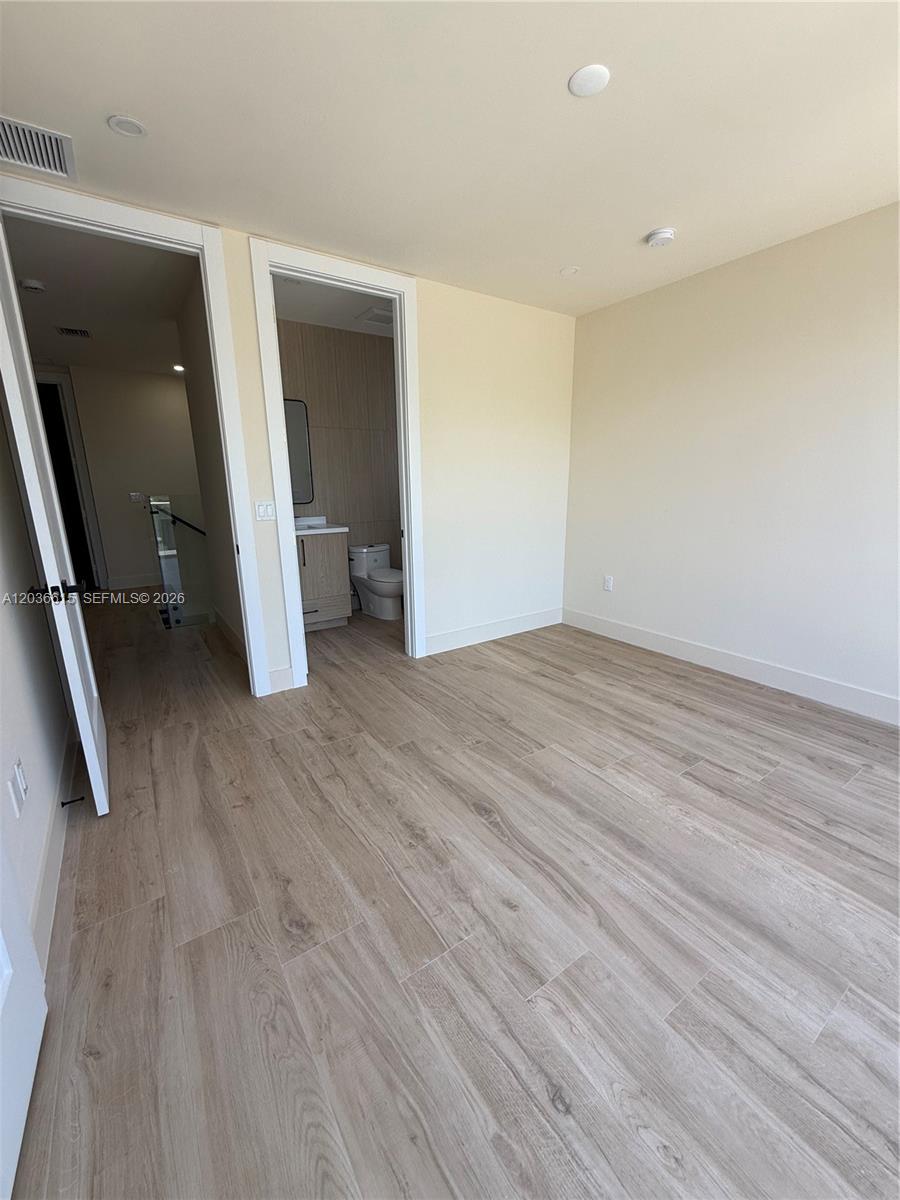 3326 Elizabeth Street Miami, FL 33133 - Photo 53 of 59