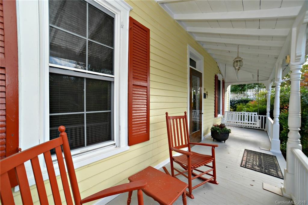 1327 Webster Road Sylva, NC 28779 - Photo 11 of 34 Gallery Image 11
