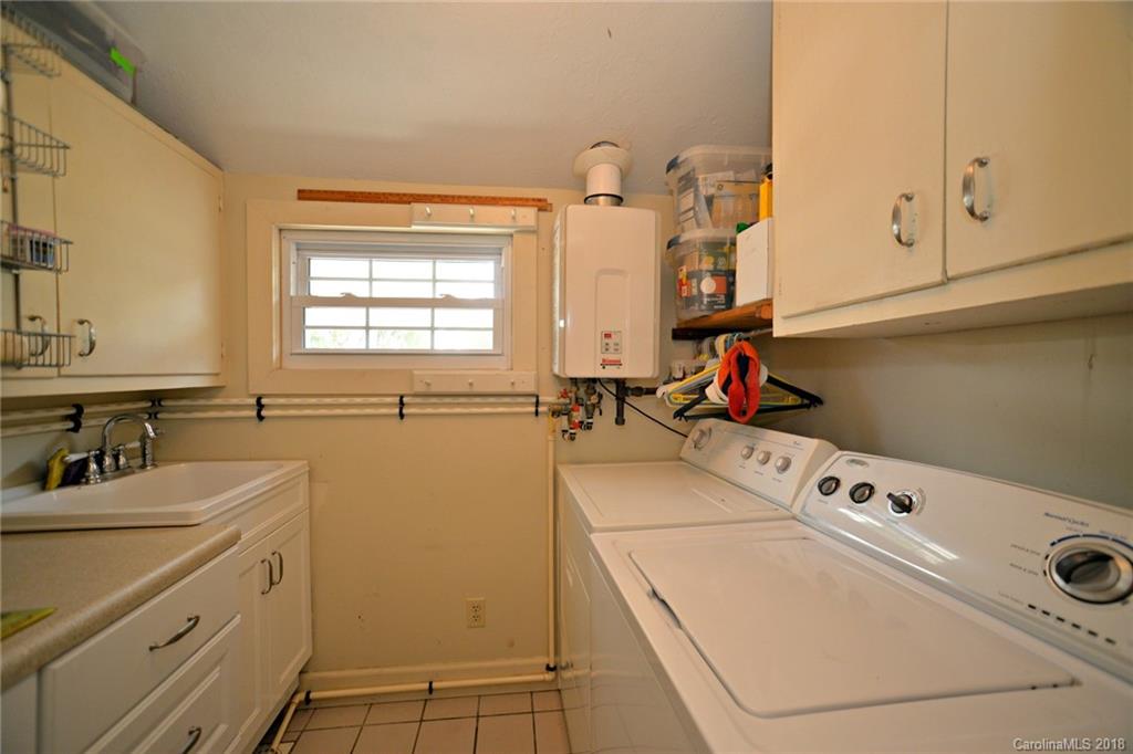 1327 Webster Road Sylva, NC 28779 - Photo 21 of 34 Gallery Image 21