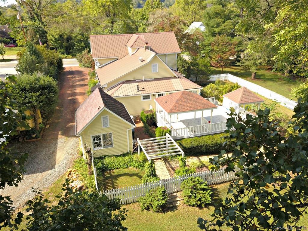 1327 Webster Road Sylva, NC 28779 - Photo 6 of 34 Gallery Image 6