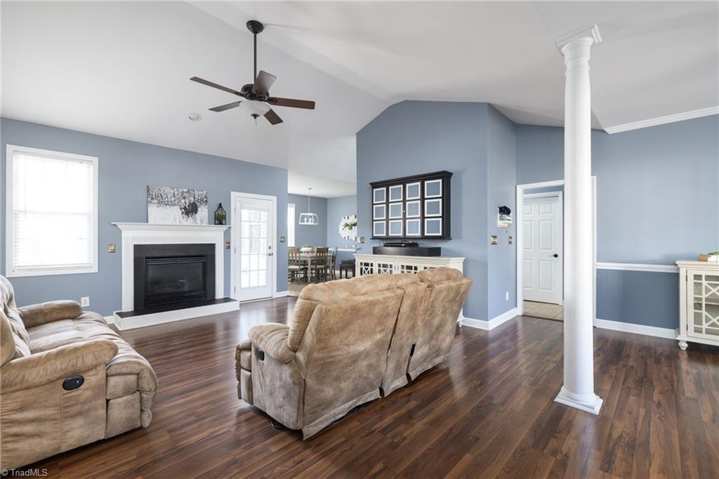 7906 McCreedy Drive Oak Ridge, NC 27310 - Photo 4 of 40