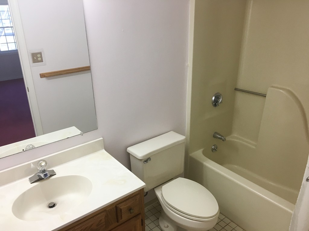 704 Ridgefield Circle, Unit A Clinton, MA 01510 - Photo 11 of 19 Gallery Image 11