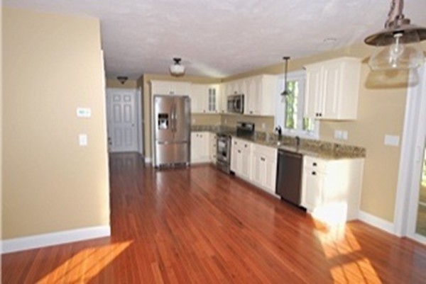 32 Michael Drive Rutland, MA 01543 - Photo 3 of 20 Gallery Image 3