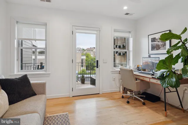 $7,000 | 2242 Ontario Road Northwest, Unit 3, Washington, DC 20009