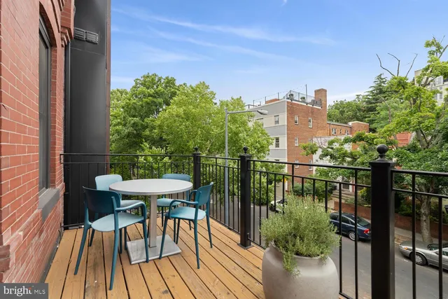 $7,000 | 2242 Ontario Road Northwest, Unit 3, Washington, DC 20009