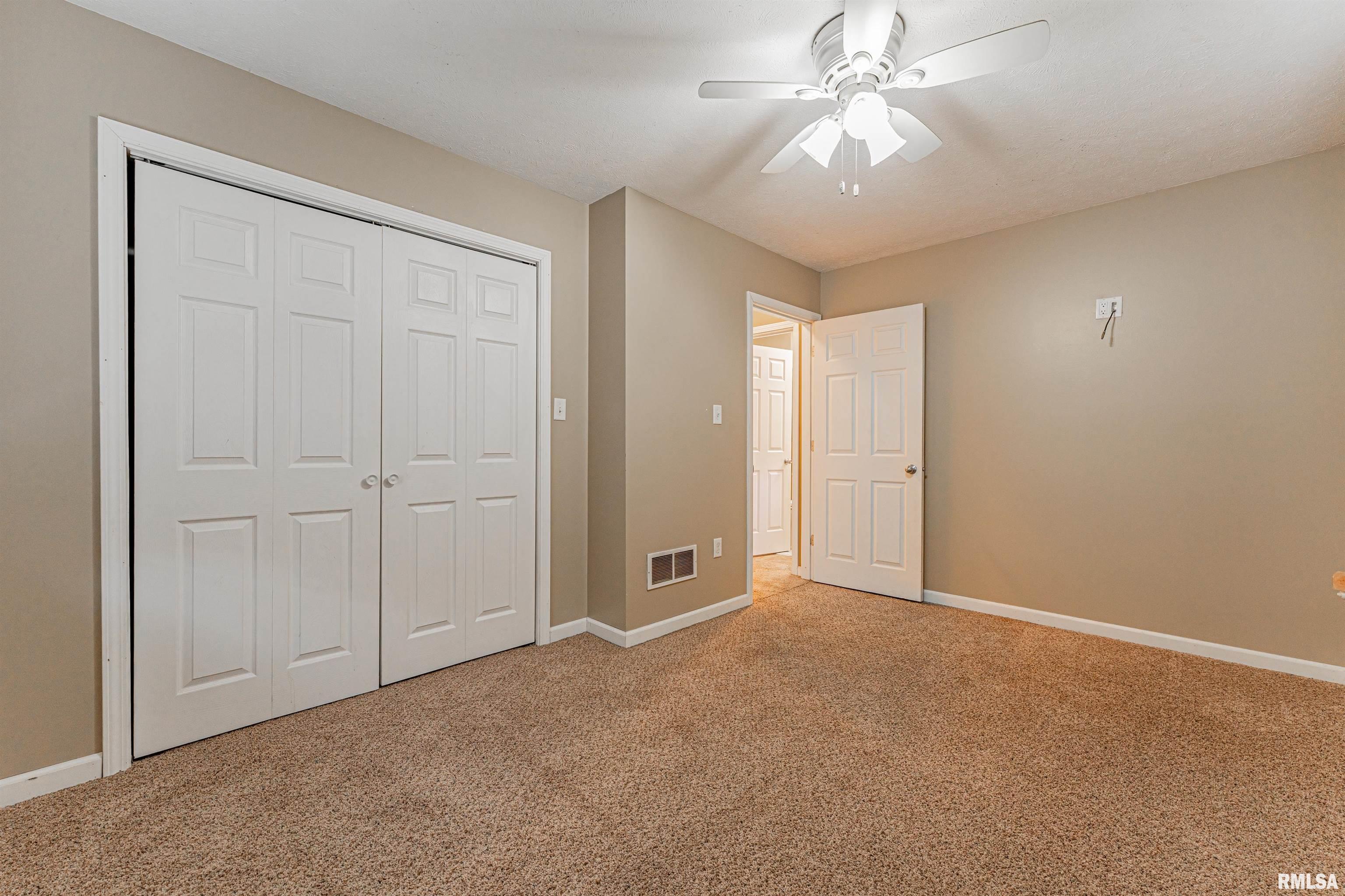 310 West Kickapoo Street Lincoln, IL 62656 - Photo 16 of 26