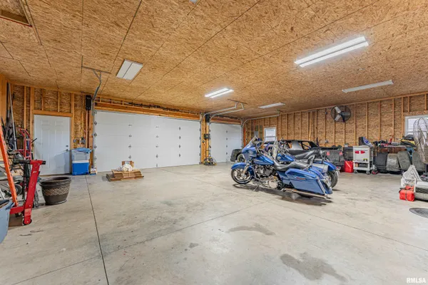 $185,000 | 310 West Kickapoo Street, Lincoln, IL 62656