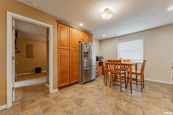 $185,000 | 310 West Kickapoo Street, Lincoln, IL 62656