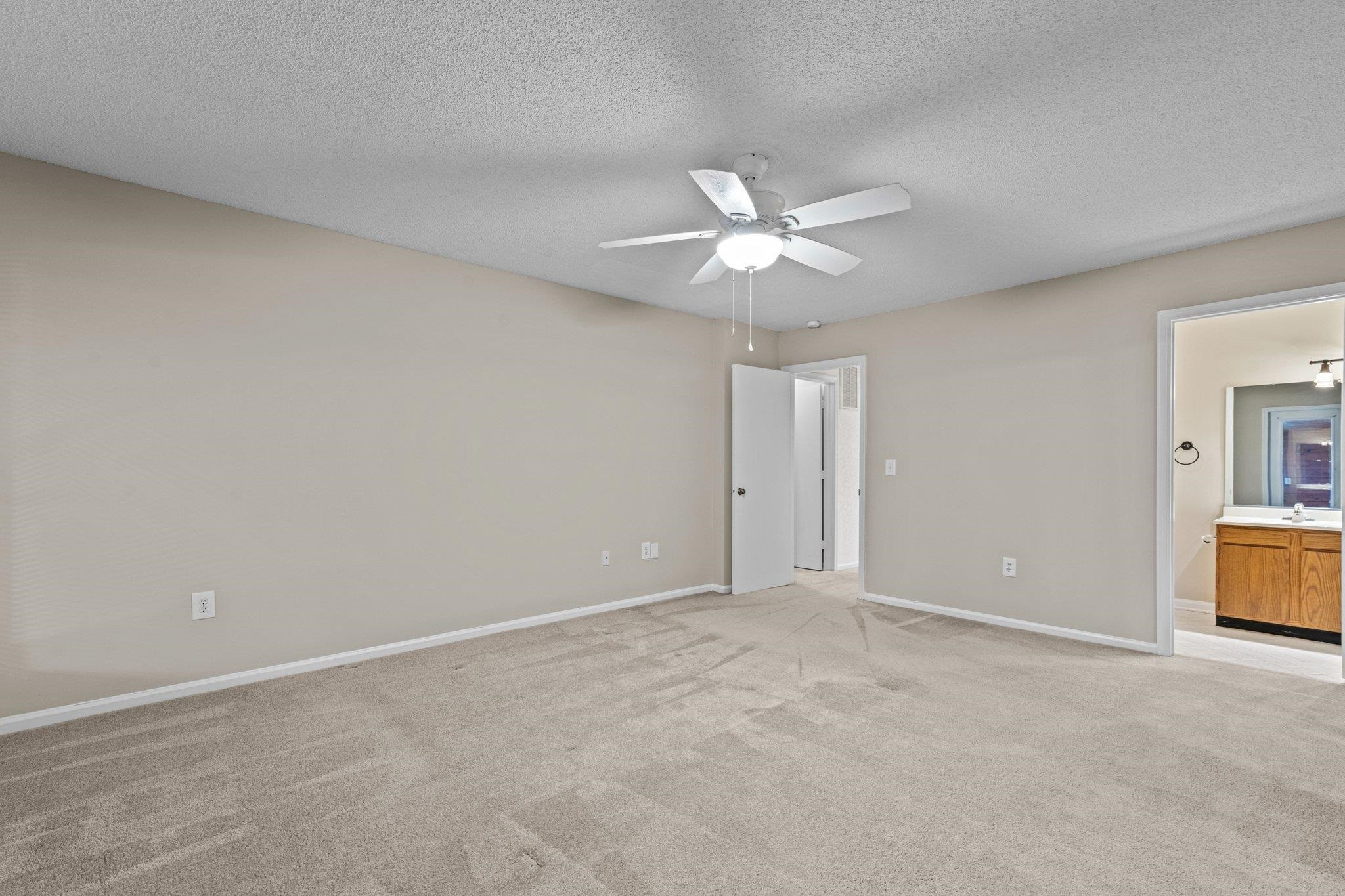 3901 Summerwood Court Raleigh, NC 27613 - Photo 22 of 35 Photo 22