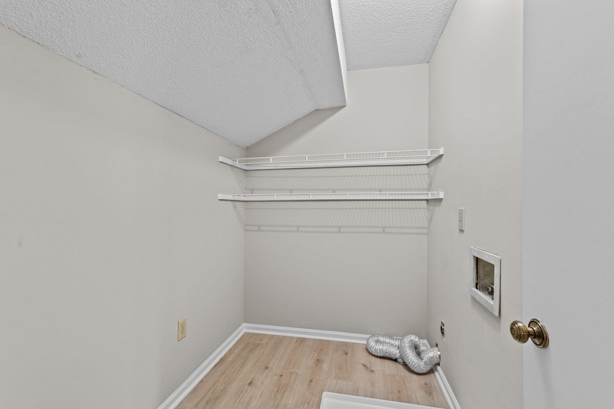 3901 Summerwood Court Raleigh, NC 27613 - Photo 28 of 35 Photo 28