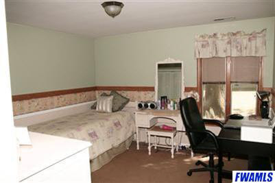 211 Elm Grove Road Bluffton, IN 46714 - Photo 14 of 18 Gallery Image 14