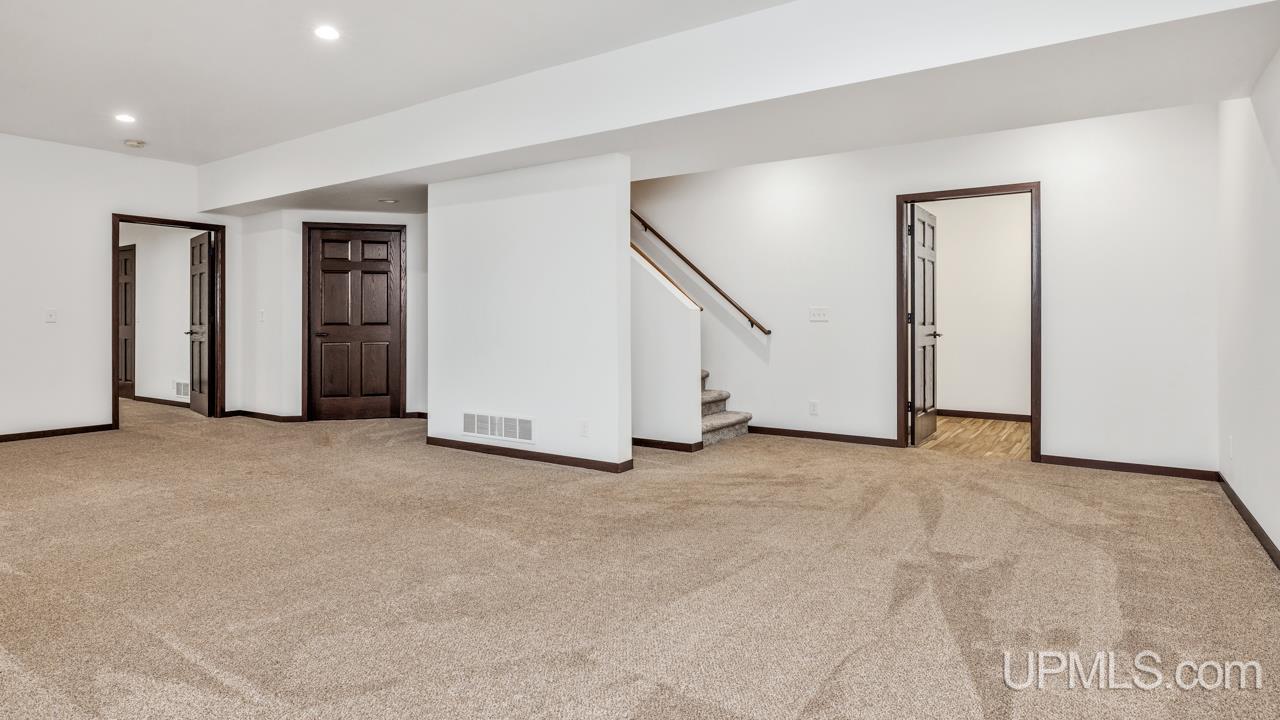 1263 Timber Ridge Road Iron Mountain, MI 49801 - Photo 17 of 29