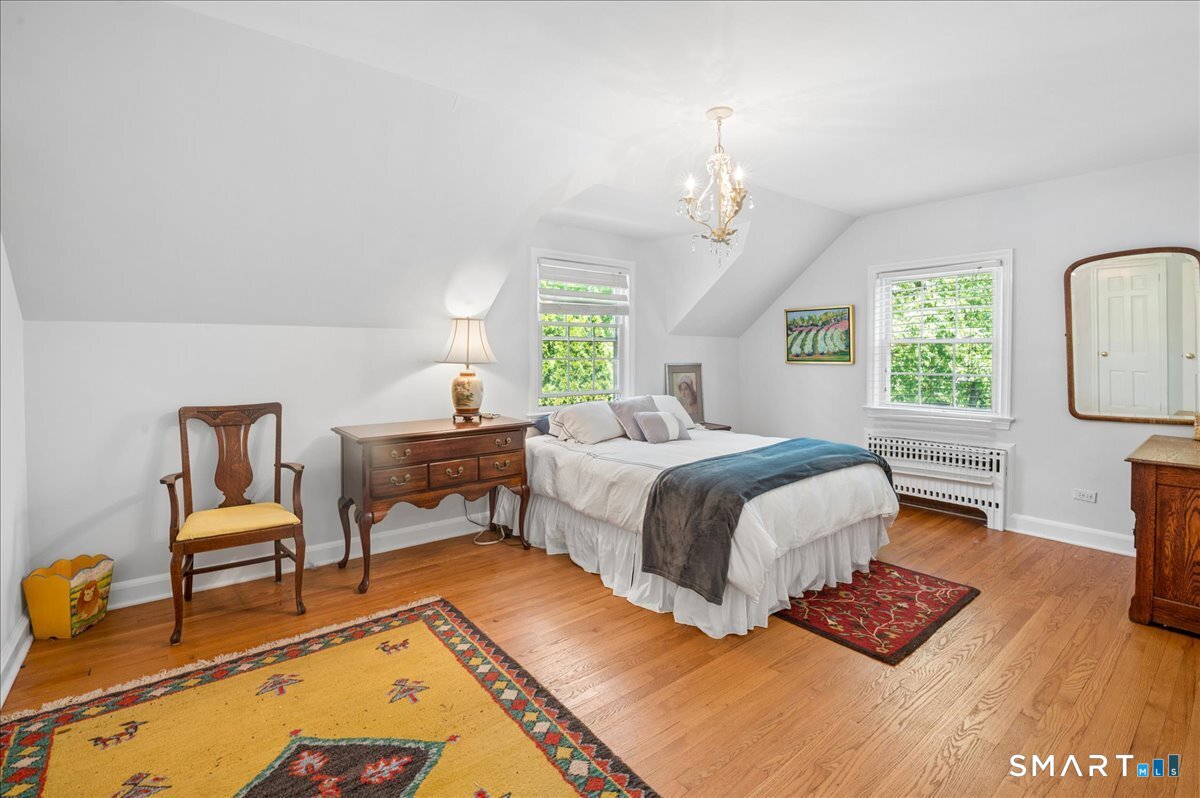 96 Turner Road Stamford, CT 06905 - Photo 25 of 38 2nd Bedroom