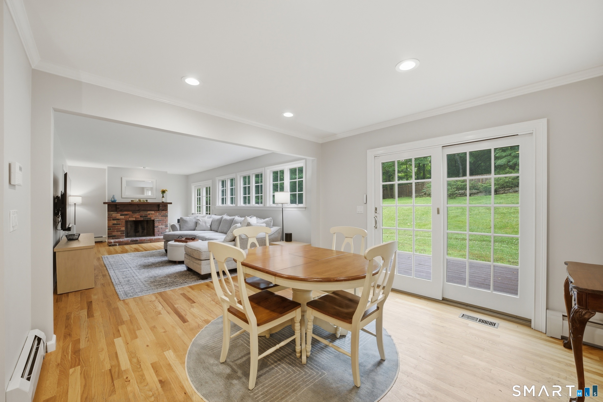 14 Woodchuck Lane Ridgefield, CT 06877 - Photo 8 of 39 Main Level Breakfast Nook