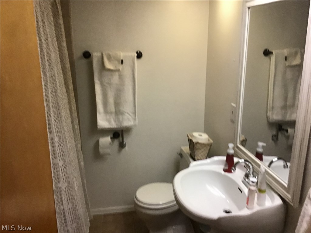 30410 Clarmont Road Willowick, OH 44095 - Photo 11 of 18