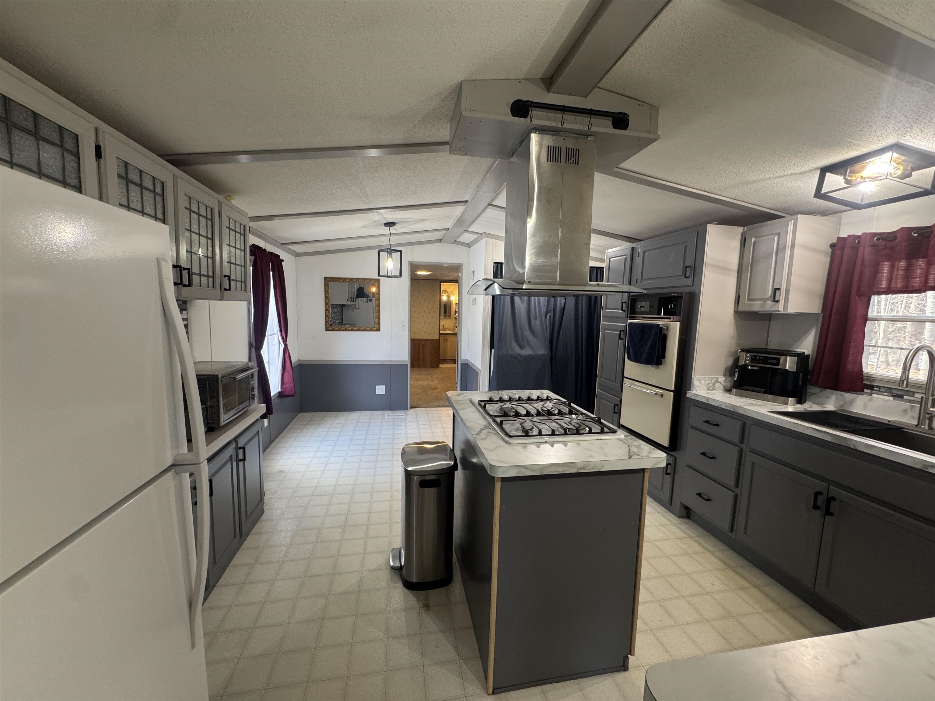 82 Sunset Circle Campton, NH 03223 - Photo 20 of 50