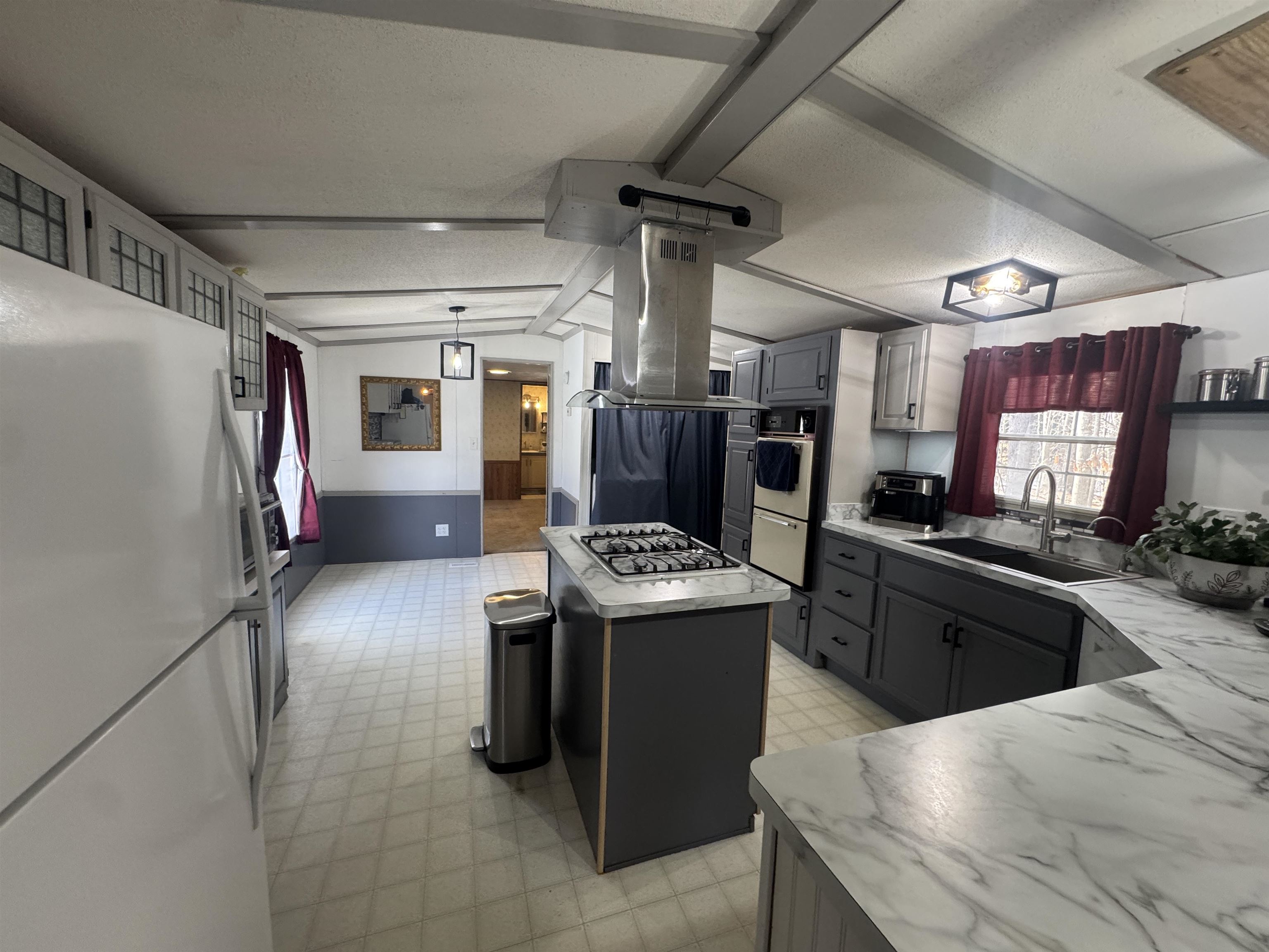 82 Sunset Circle Campton, NH 03223 - Photo 23 of 50