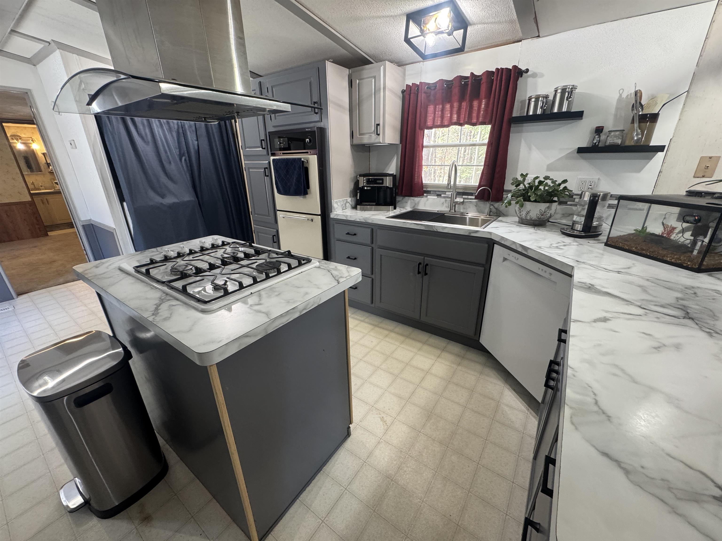 82 Sunset Circle Campton, NH 03223 - Photo 25 of 50