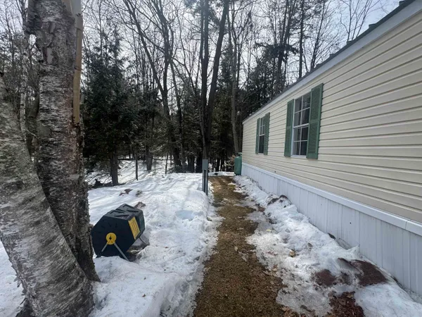 $80,000 | 82 Sunset Circle, Campton, NH 03223