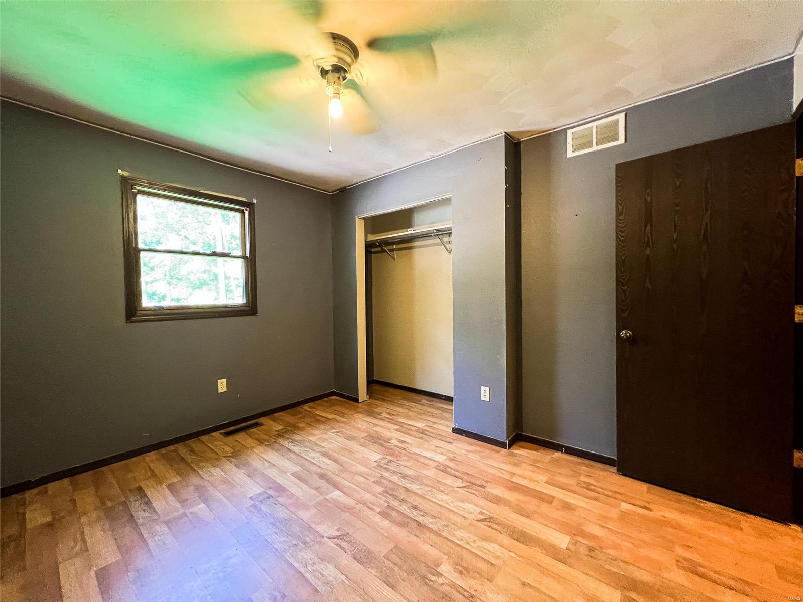 701 Deer Path Road Iuka, IL 62849 - Photo 18 of 28