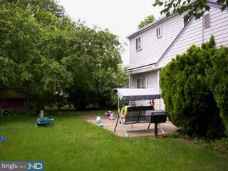 522 Fairhurst Road Fairless Hills, PA 19030 - Photo 3 of 3 Gallery Image 3