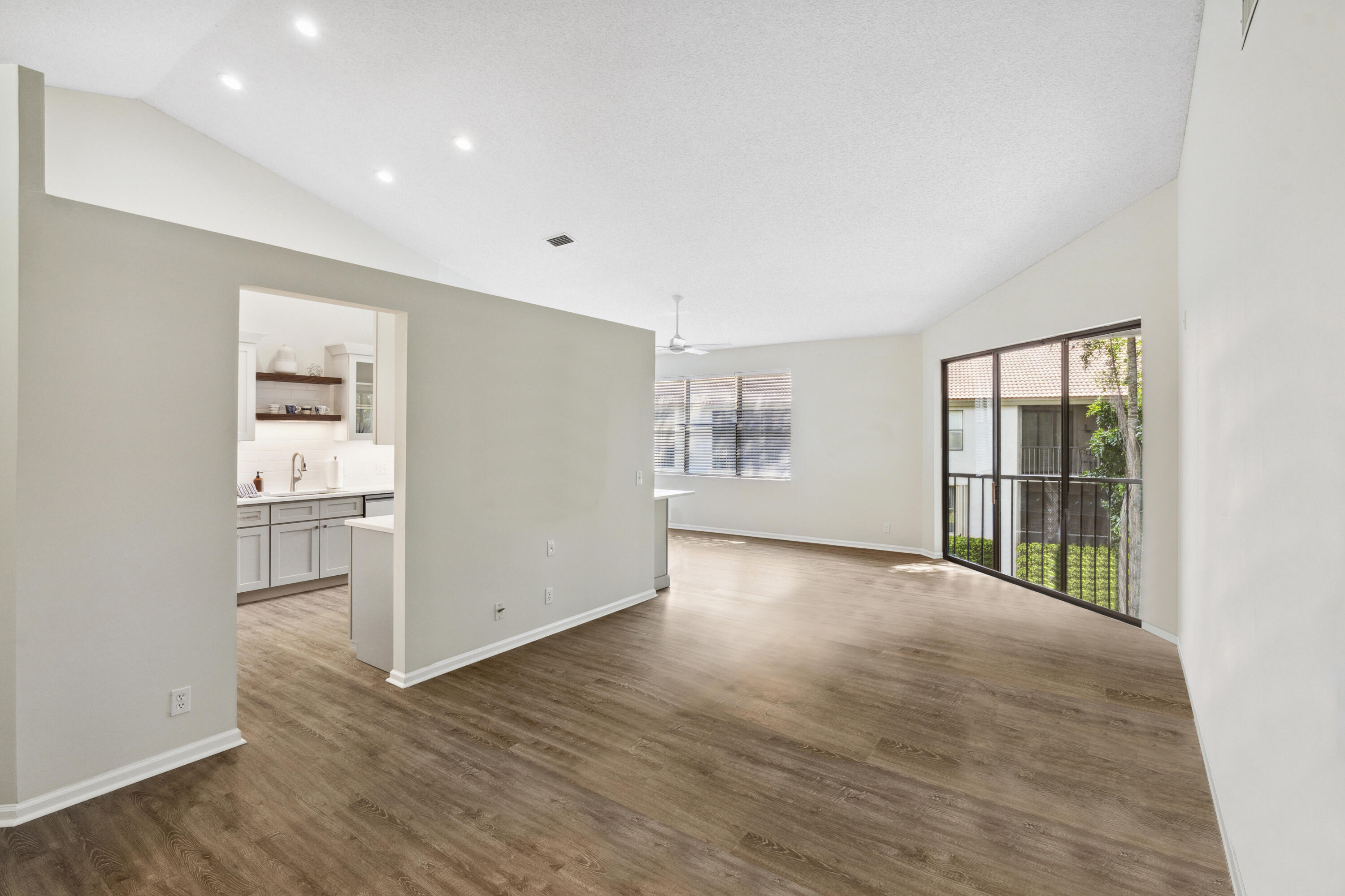5780 Coach House Circle, Unit H Boca Raton, FL 33486 - Photo 1 of 36 1770120D-AEBF-4BF3-873F-6BBBD2C1C7EA