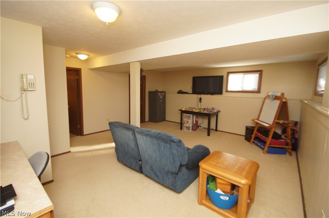 11220 Thwing Road Chardon, OH 44024 - Photo 21 of 31 Gallery Image 21