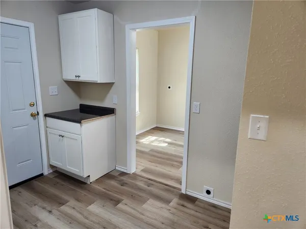 $1,000 | 1817 East Barton Avenue, Temple, TX 76501