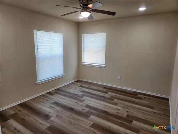 $1,000 | 1817 East Barton Avenue, Temple, TX 76501