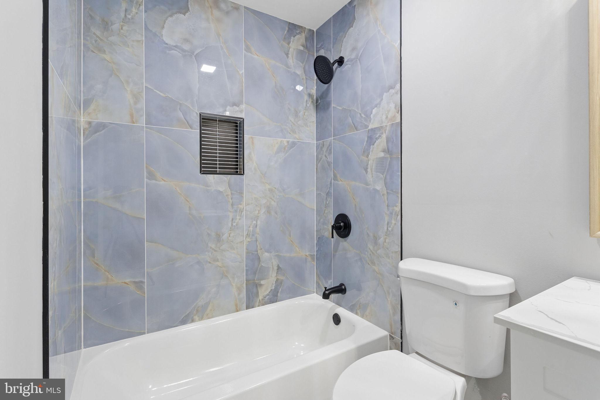 29 Executive Lane Willingboro, NJ 08046 - Photo 20 of 29 Bathtub-New Tiles