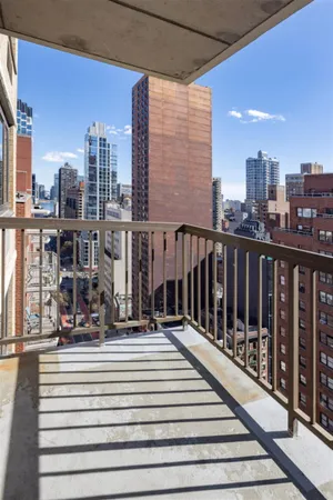 $8,495 | 115 East 34th Street, Unit 1704 | Murray Hill