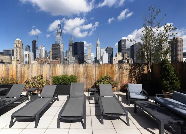 $8,495 | 115 East 34th Street, Unit 1704 | Murray Hill