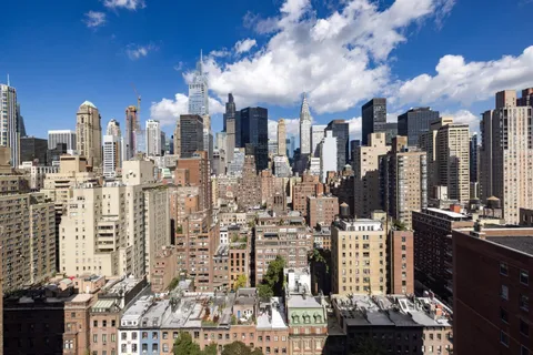 $8,495 | 115 East 34th Street, Unit 1704 | Murray Hill