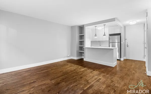 $4,450 | 330 East 39th Street, Unit 26N | Murray Hill
