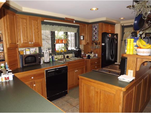 27 Lyndeborough Road Amherst, NH 03031 - Photo 2 of 36