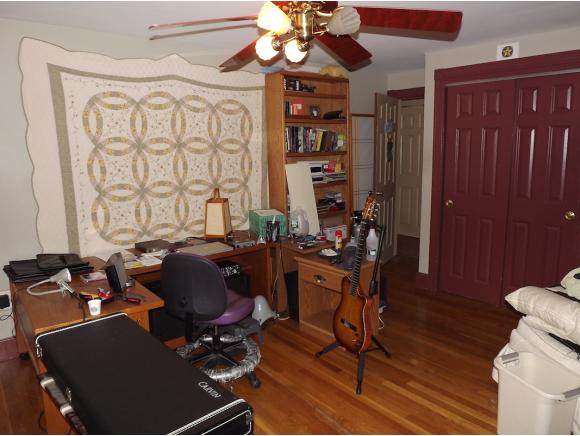 27 Lyndeborough Road Amherst, NH 03031 - Photo 21 of 36